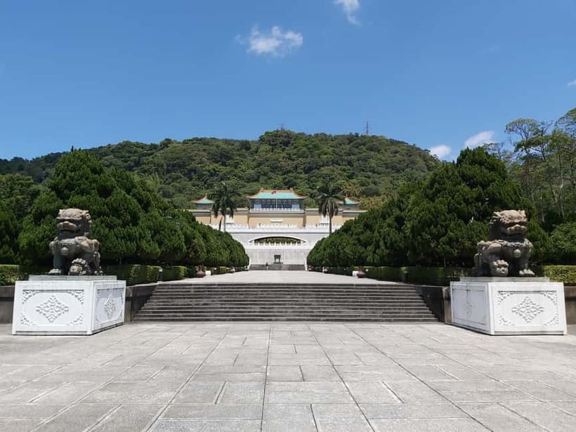 Taipei: Morning City Tour with National Palace Museum Entry - Tour etiquette and practical prep that makes the morning easier