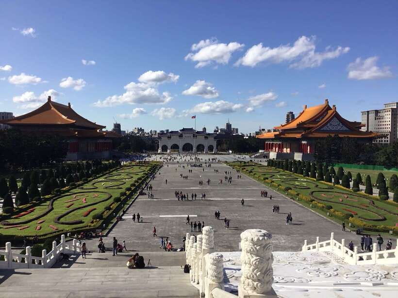 Taipei: Morning City Tour with National Palace Museum Entry - What you get for about $40, and where the value actually comes from