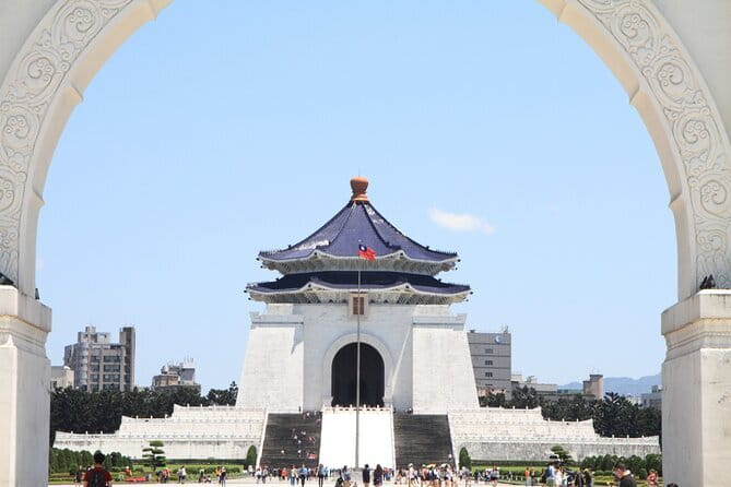 Taipei National Palace Museum Guided Tour - Should you book it?