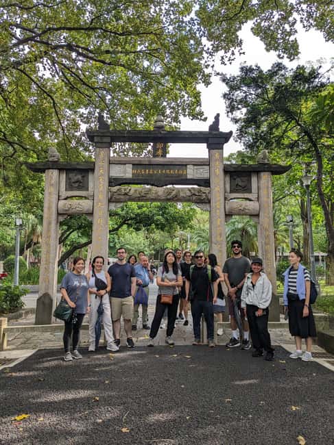 Taipei: Old Town Walking Tour - Price and value: how $1.10 makes sense