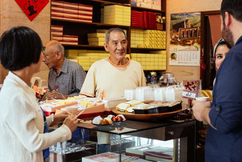 Taipei: Private Food Tour – 10 Tastings with Locals - Mazu Temple: When Food and Faith Walk Together
