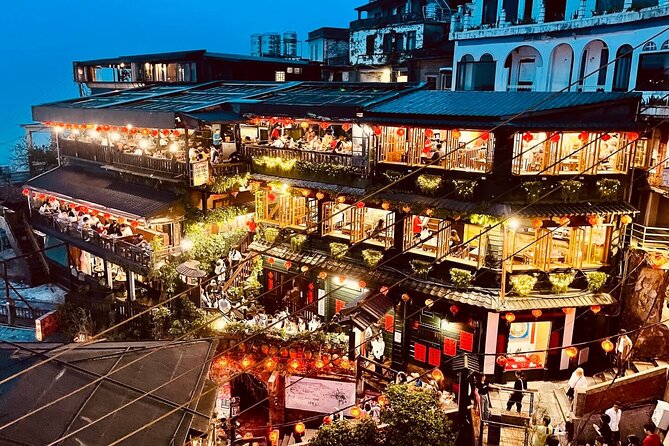 Taipei's Old Gold Rush Town: Jiufen Guided Night Tour - Key things to know before you go