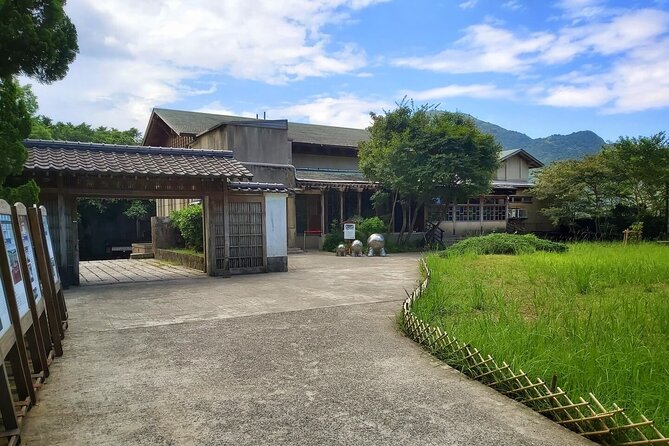 Taipei's Old Gold Rush Town: Jiufen Guided Night Tour - Jinguashi Gold Ecological Park and the Museum Buildings