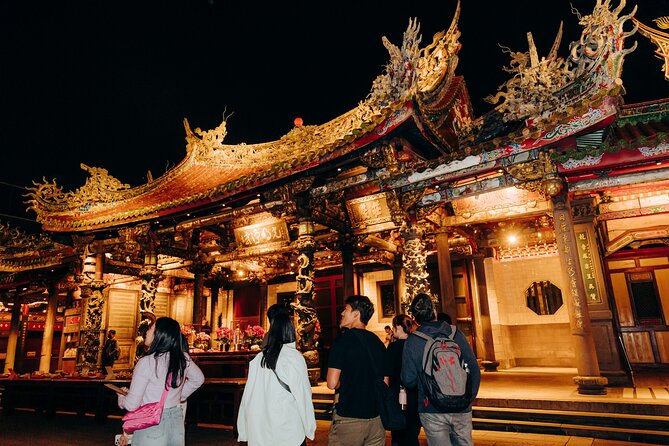 Taipei's Origin & Longshan Temple - Taiwan Cultural Walking Tour - Bangka Park: Taipei’s older heart, told in 10 minutes