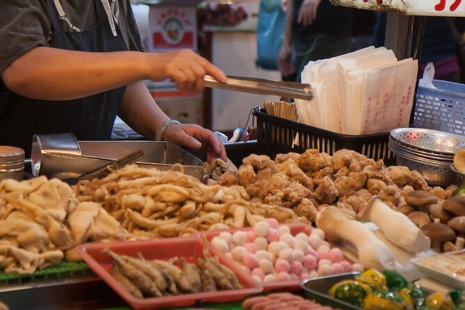 Taipei Street Food & Night Market Tour with a Local: Private & Custom - How Guides Turn Chaos into a Smooth Night