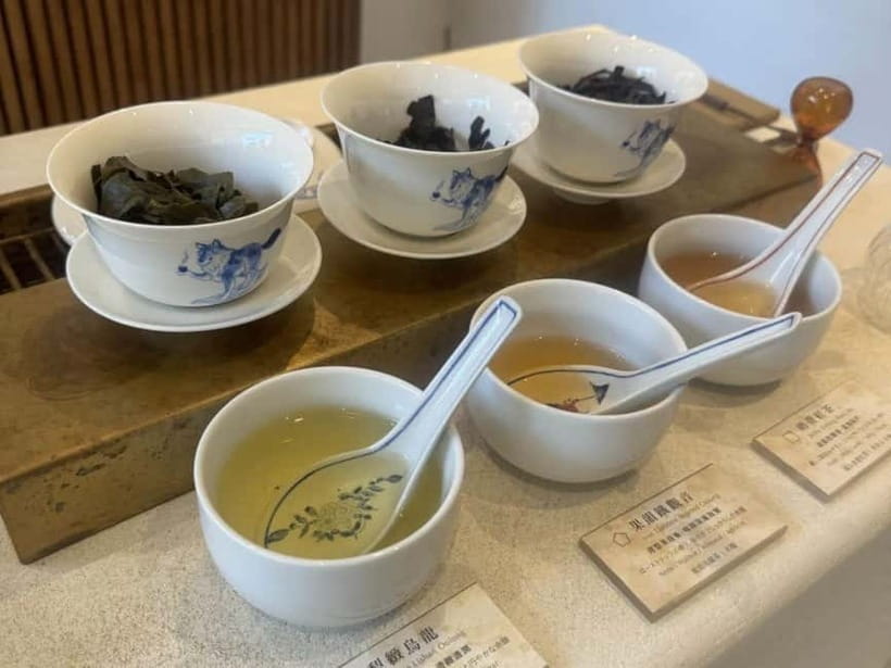 Taipei: Taiwan Traditional Breakfast & Market & Tea Tasting - If you love food plus culture, this is a strong bet