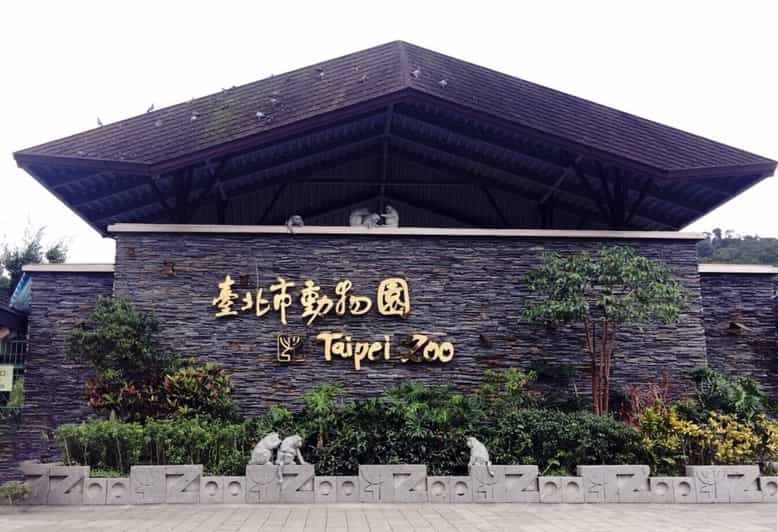 Taipei: Zoo Entrance Ticket - Maokong Gondola ride: the 30-minute glass-bottom city view