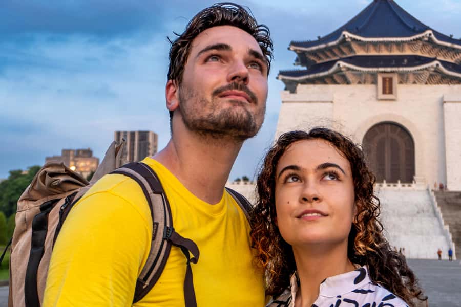 Taiwan Taipei: VIP Photoshoot with Taiwan Photographer - How This 2-Hour VIP Photoshoot Really Feels on the Ground
