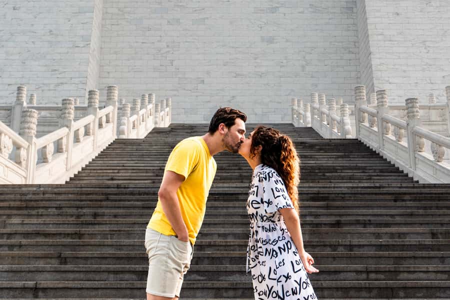 Taiwan Taipei: VIP Photoshoot with Taiwan Photographer - What to Wear and How to Pose Without Feeling Awkward