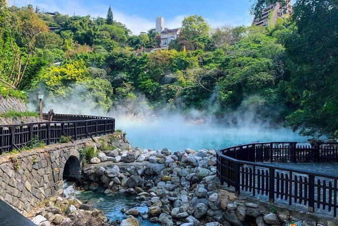 Taiwan TST : Private Tour Taipei, Yangmingshan, Beitou, Tamsui - Quick hits before you go (Beitou, Yangmingshan, Tamsui)