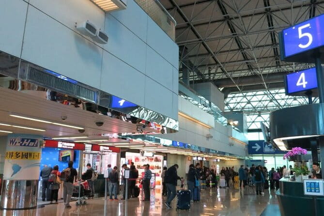 Taiwan TST : Taipei / Taoyuan Airport Pick-up or Drop-off - Vehicles and Comfort: What TST Brings to the Table