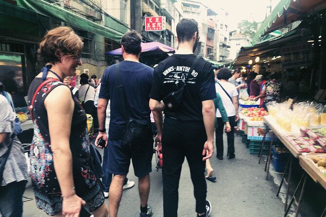 Taiwanese Food Culture and Cooking Class - Dongmen Market in the morning, beyond typical tourist shopping