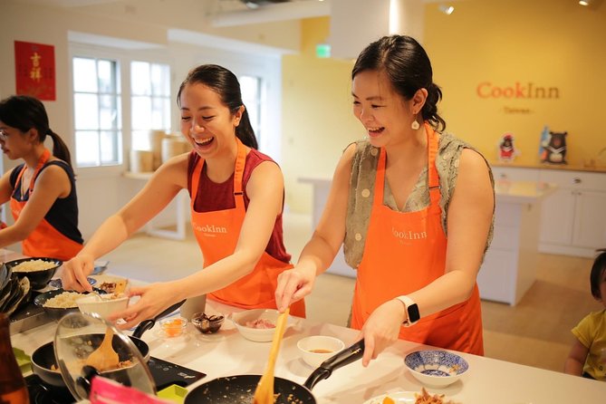 Taiwanese Gourmet Cooking Class in Taipei - Squid with Five-Taste Sauce: Balancing Sweet, Savory, and Heat