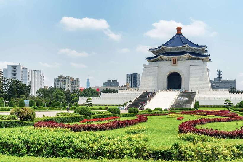 Taoyuan Airport: Layover Taipei City Tour - Key highlights to look for