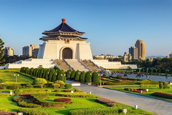 Taoyuan Airport (TPE) Private Transfer to Multiple Destinations - Small service details that you will feel during the first hour