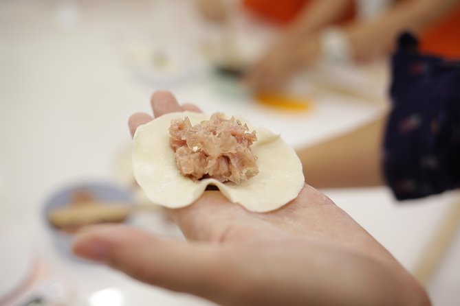 Xiao Long Bao & Boba Tea Cooking Class in Taipei - Where You Meet at CookInn Taiwan (Zhongshan 教室) and What to Expect On Arrival