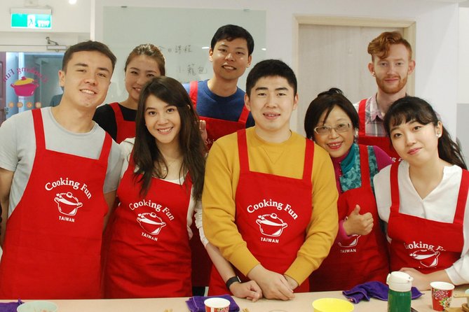 Xiao Long Bao, Pork thick soup, Bubble milk tea. Taiwan Traditional Light Meals Experience-B (Taipei Cooking Class) - Timing, group size, and who this class suits best