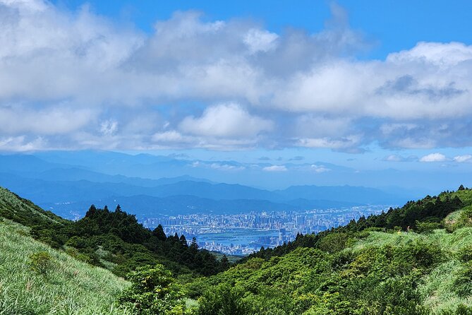 Yamingshan Volcano, Beitou Thermal Valley, Danshui Private Tour - What’s included, what’s not, and how to budget smartly