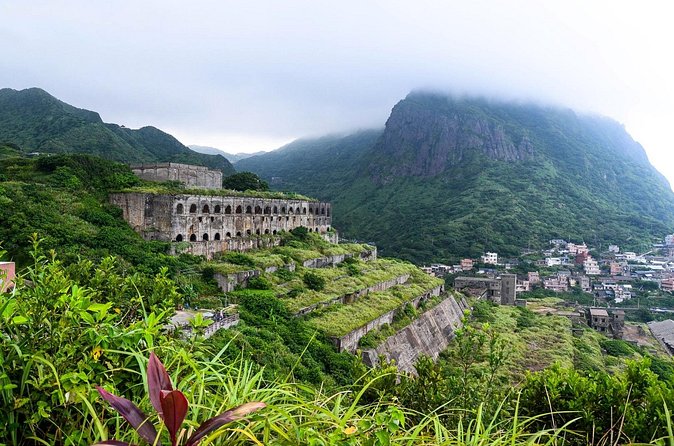 Yehliu, Golden Waterfall, Jiufen, Shifen Day Tour - Shifen Waterfall: rainbows, power, and maintenance-era detours